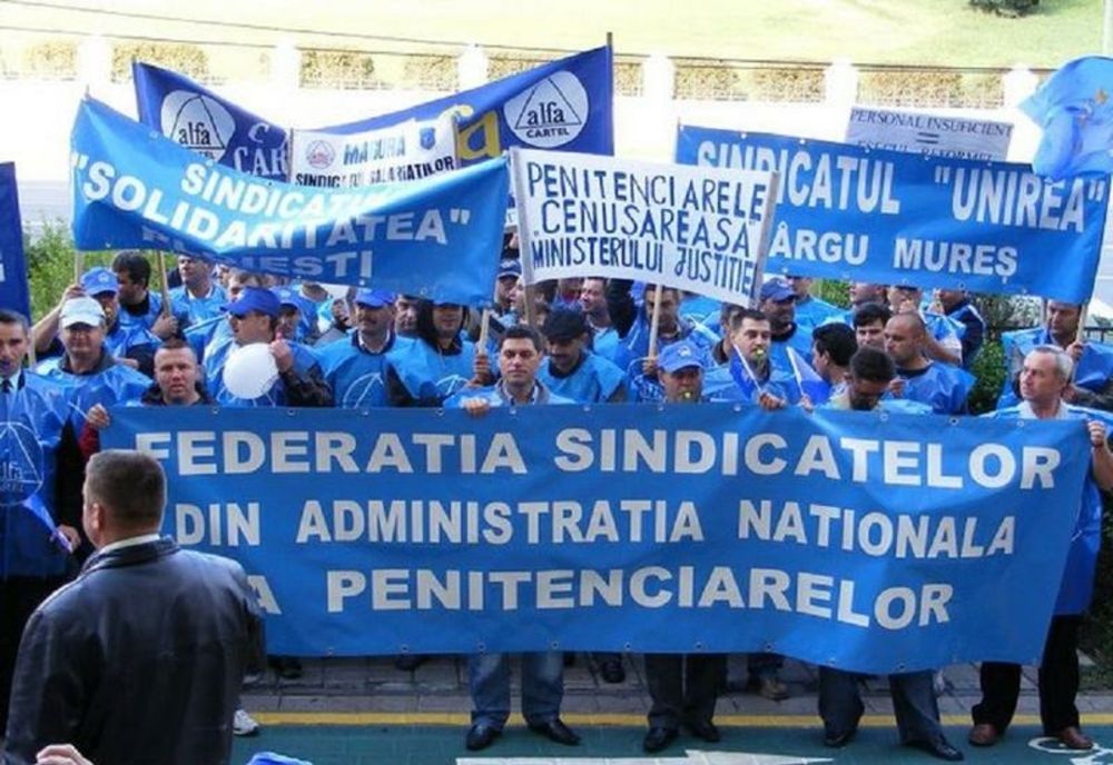 Alertă maximă: angajații din penitenciare încep protestele. Închisorile ar putea rămâne fără supraveghere