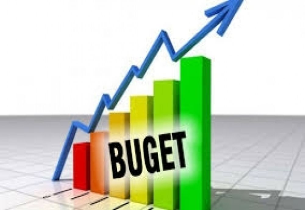 De unde se vor lua banii pentru majorările din Educație. Anunțul ministrului Muncii