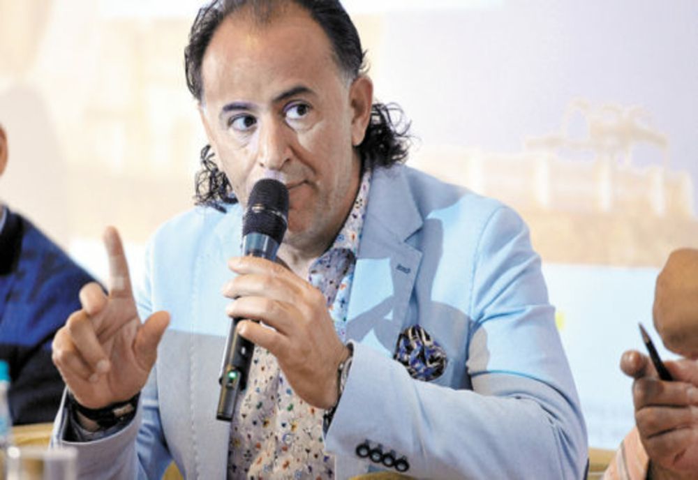 Lovitură de imagine: Omul de afaceri Mohammad Murad este candidatul Alianţei pentru Unirea Românilor la şefia Consiliului Judeţean (CJ) Constanţa