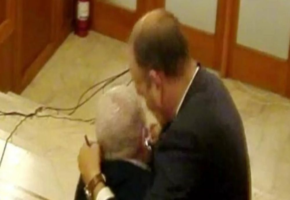 Iohannis, despre bătaia din Parlament: „Made in România. Este incalificabil”