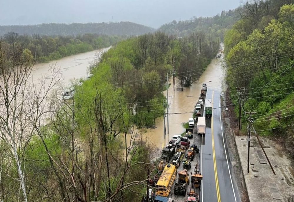 INTEMPERIILE FAC VICTIME ÎN SUDUL ȘI CENTRUL SUA