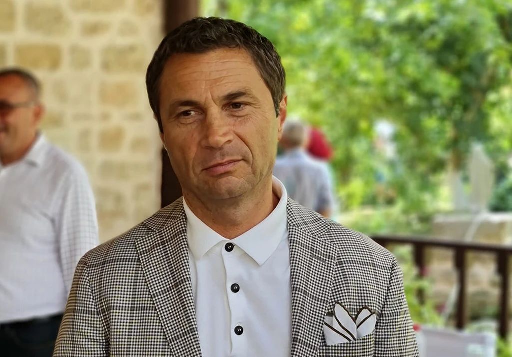 Cristian Radu scapă de arestul la domiciliu, dar nu revine la conducerea Primăriei Mangalia