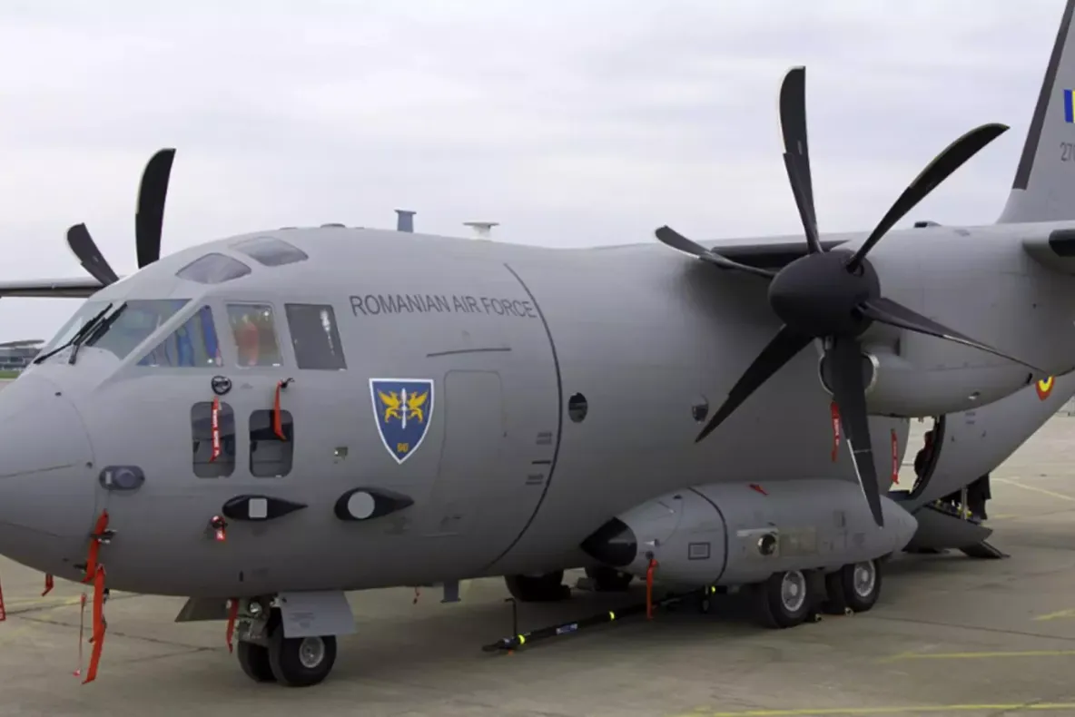 Trei pacienți cu arsuri, transportați în Germania cu o aeronavă militară românească