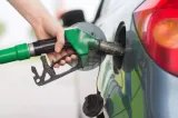 ANPC a început să amendeze benzinăriile care scumpesc carburanții după ora 12. Ce nereguli au fost descoperite