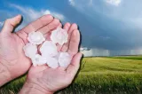 Ungurii se laudă că „România este impresionată de sistemul maghiar” antigrindină. Când ar putea fi implementat