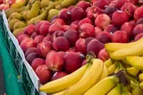 Avertismentul specialiștilor: pericolele ascunse de pe fructele și legumele nespălate