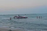 Momente de panică pe litoral: bărbat de 36 de ani, salvat de pompieri lângă Mangalia