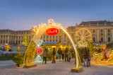 Încep târgurile de Crăciun din marile orașe europene. Calendarul pentru Viena, Budapesta, Praga și alte destinații