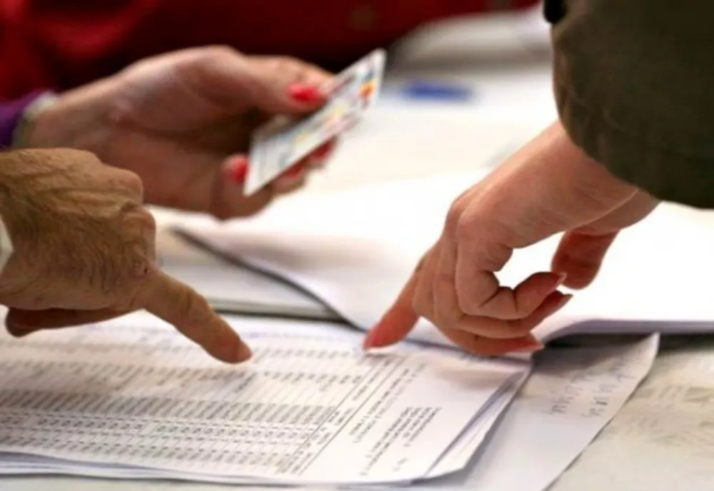 Dosar penal după ce o femeie a încercat să voteze de două ori în Constanța