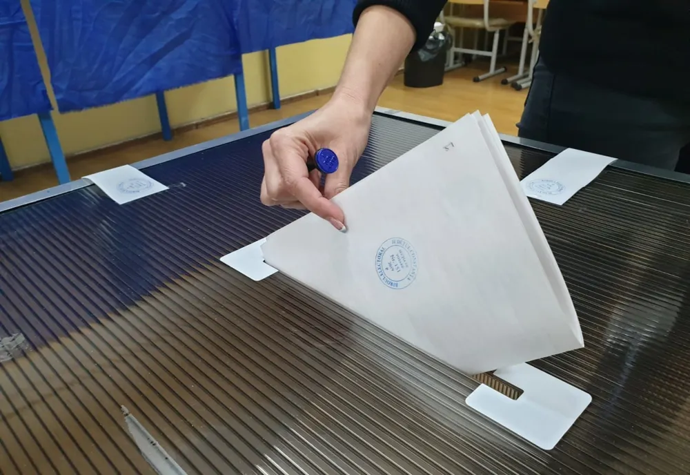 ALEGERI PREZIDENȚIALE 2019. 50,09%, prezenţa la vot cu o oră înainte de închiderea urnelor în județul Constanța