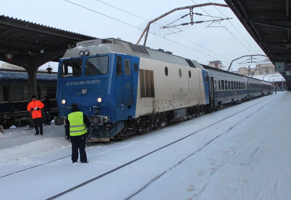 CFR anulează 17 trenuri, din cauza viscolului. LISTA TRENURILOR ANULATE