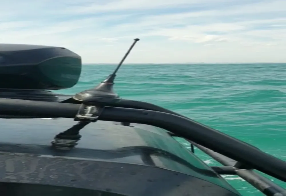 VIDEO| Ambarcațiune de pescuit cu o persoană, dispărută pe mare