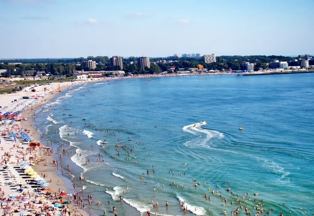 Măsuri pentru litoral și zonele de munte, anunțate cu o zi înainte de weekend