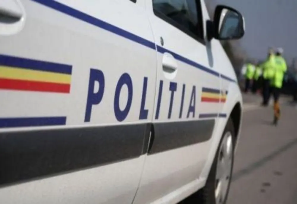 Lovită pe trecerea de pietoni de un șofer băut