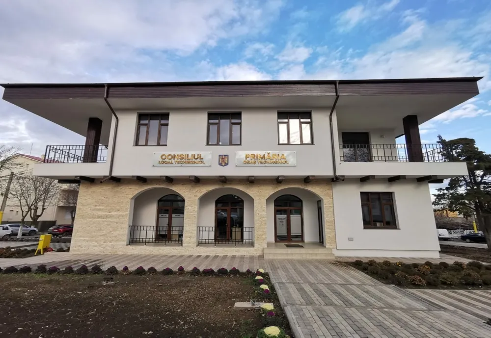 Primăria Techirghiol are un sediu nou