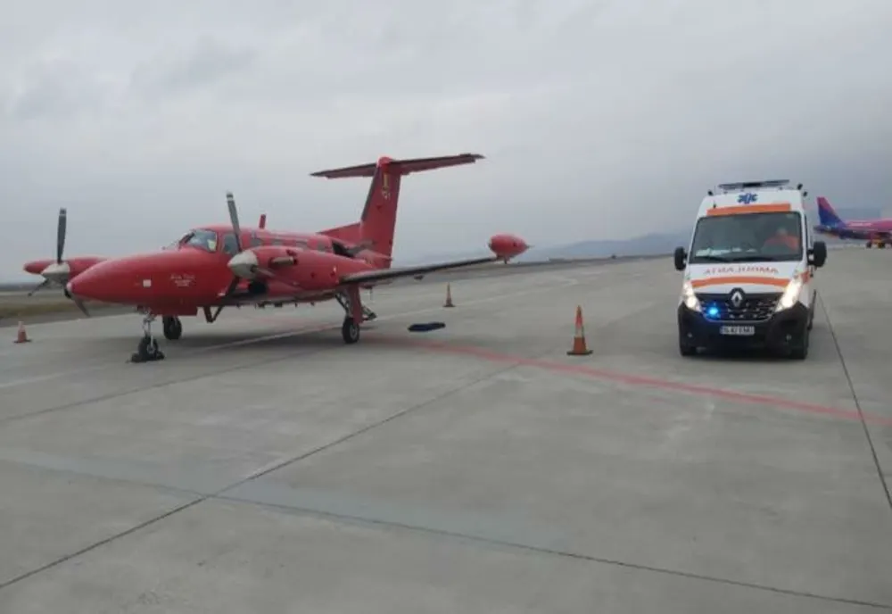 Transferul constănțeanului cu arsuri grave spre Belgia, anulat. Birocrația l-a întârziat o săptămână, apoi s-a defectat avionul