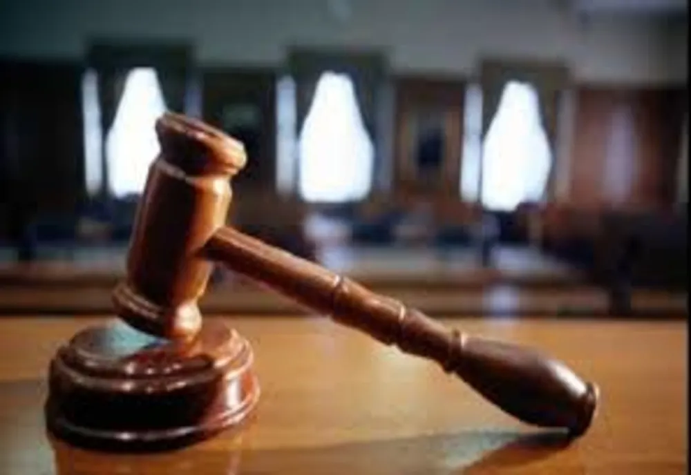 Ofiţer de la Penitenciarul Tulcea, trimis în judecată pentru luare de mită