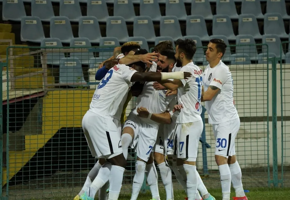 Viitorul, trei puncte importante cu Chindia
