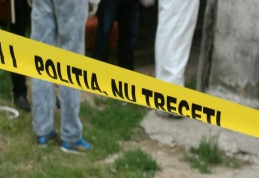 Femeie ucisă cu zeci de lovituri de cuțit