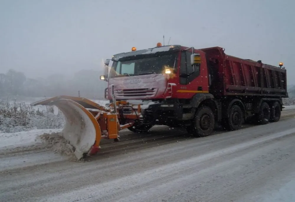 VIDEO Cum se circulă pe drumurile din județ și pe autostrăzile A2 și A4