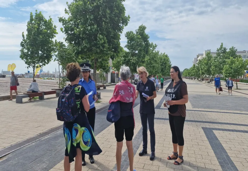Polițiștii, activități informativ-preventive în stațiunea Mamaia.