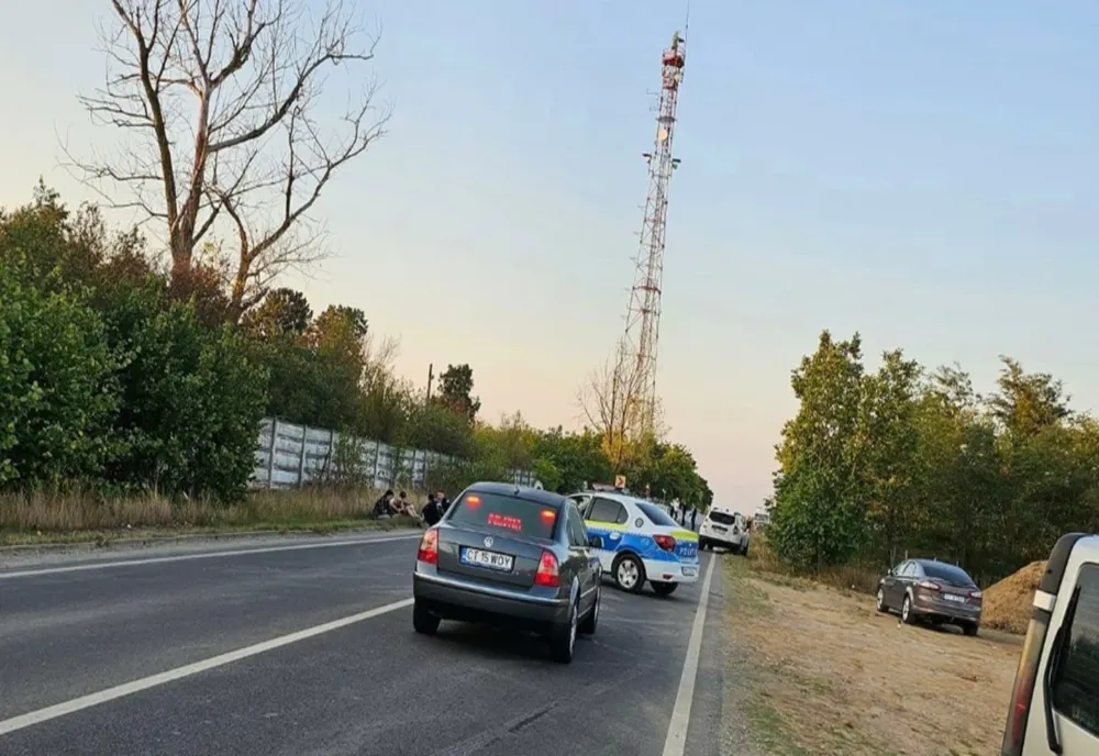 Accident teribil între Vama Veche și 2 Mai. O mașină a intrat din plin într-un grup de 8 persoane