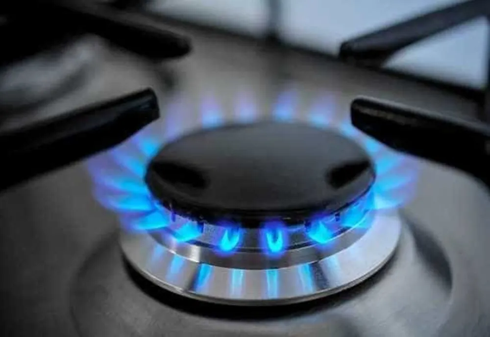 Veste proastă pentru toți românii cu centrale! Se termină cu prețurile plafonate. Cât vom plăti în plus la gaze