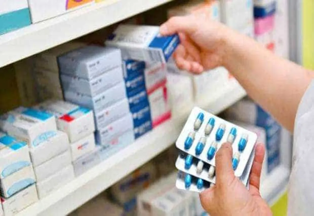 CREȘTE PLAFONUL PENSIEI PÂNĂ LA CARE SE ACORDĂ MEDICAMENTE COMPENSATE CU 90%