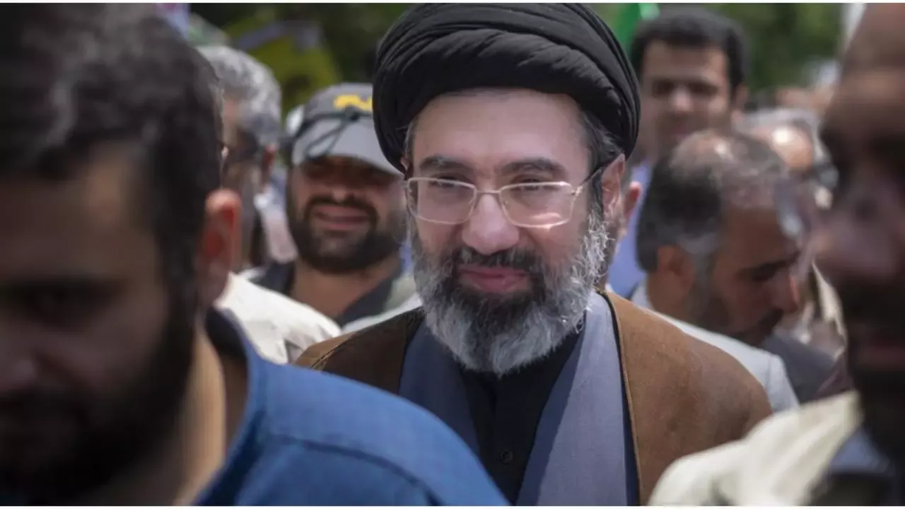 A fost ales noul lider suprem al Iranului: cine este Mojtaba Khamenei, fiul ayatollahului ucis în atacurile aeriene