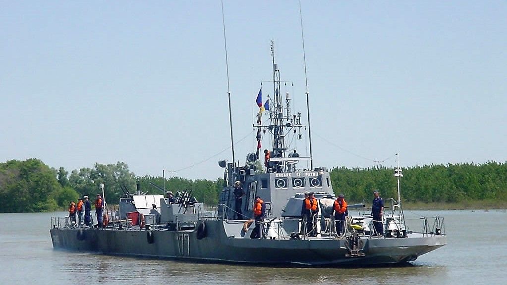 nava_vedeta fluviala