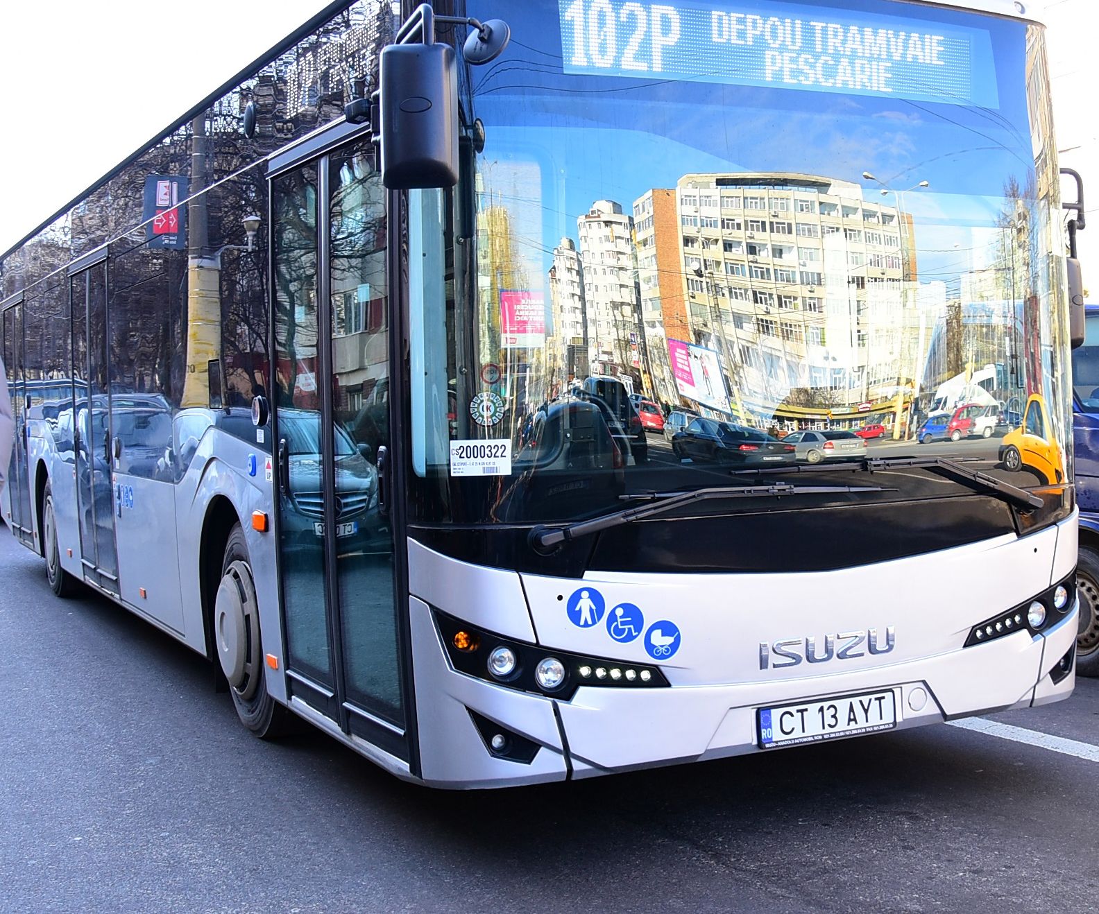 Autobuz ratc nou isuzu (2)