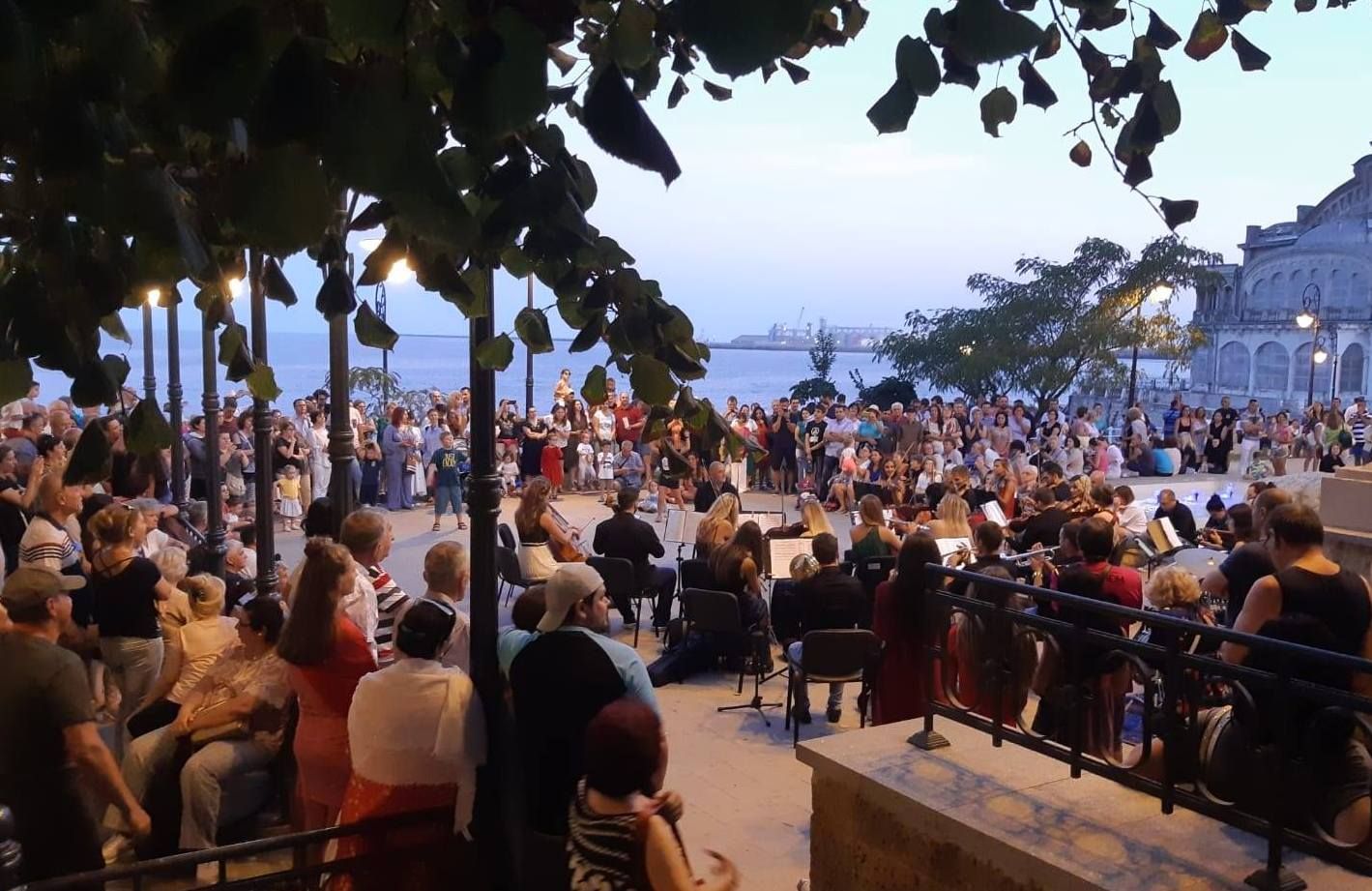 Sunset Sea-mphony 2019 (2)