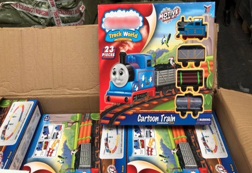 FOTO| Contrabandă cu bunuri în valoare de 165.000  lei, în Portul Constanţa Sud Agigea