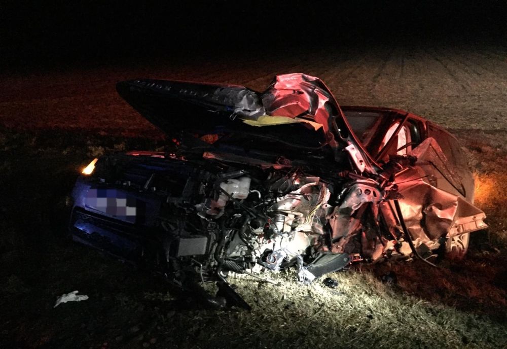 FOTO| Accident mortal pe șoselele din Constanța. Două mașini s-au făcut praf