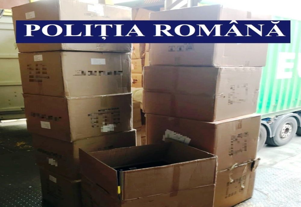  FOTO| Contrabandă cu bunuri în valoare de 73 000 lei, în Portul Constanţa Sud Agigea
