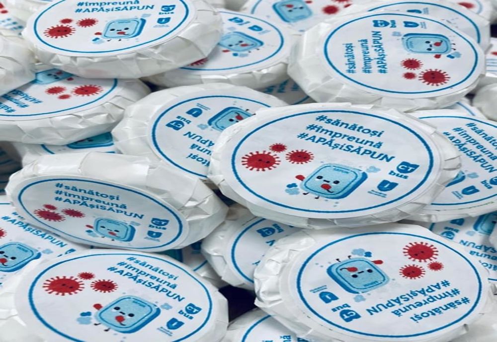 “Sănătoși Împreună.” Calatorii de pe autobuzele din Constanta primesc sapunuri de buzunar