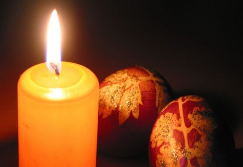 Slujbele de Florii și Înviere, săvârșite în biserici, fără credincioși