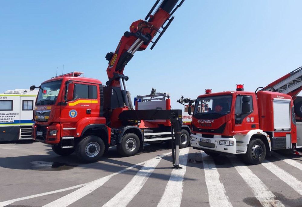 Peste 1000 de pompieri din 26 de județe vor suplimenta efectivele de salvatori aflate pe litoral