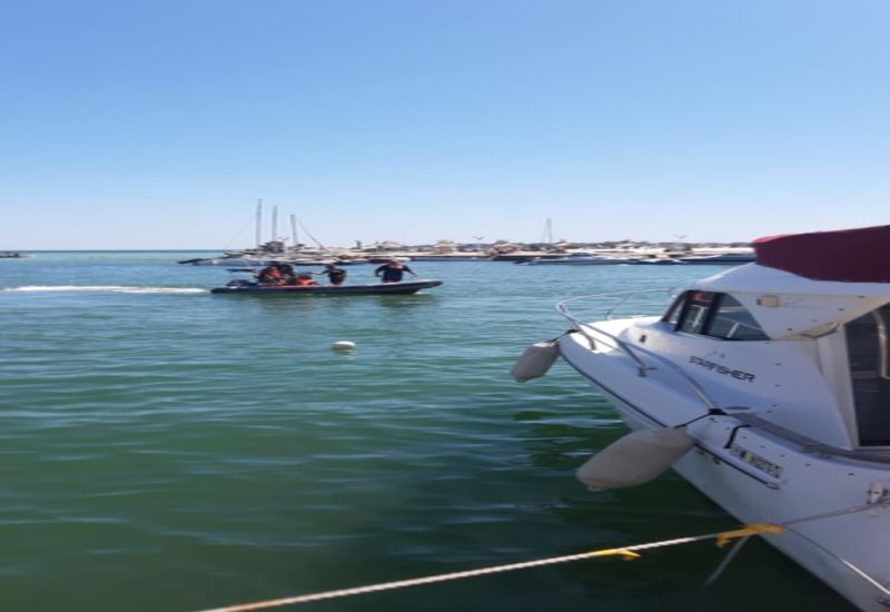 Ambarcațiune eșuată cu șapte persoane la bord, în Eforie Nord