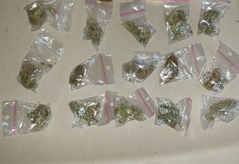 „Relaxare” întreruptă de jandarmi