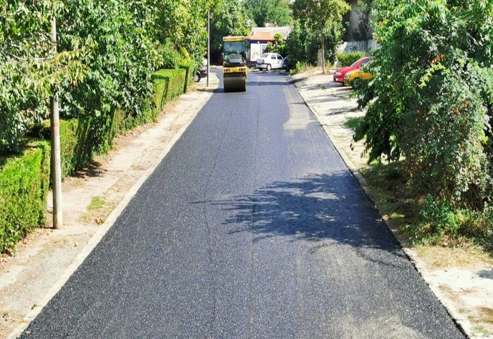 Carosabil recondiționat pe o alee adiacentă bulevardului I.C. Brătianu