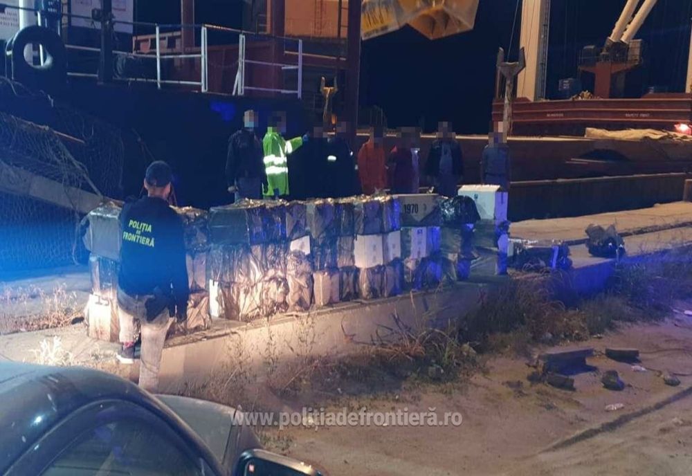 FOTO| Contrabandiști de țigări opriți cu focuri de armă în Portul Constanța 