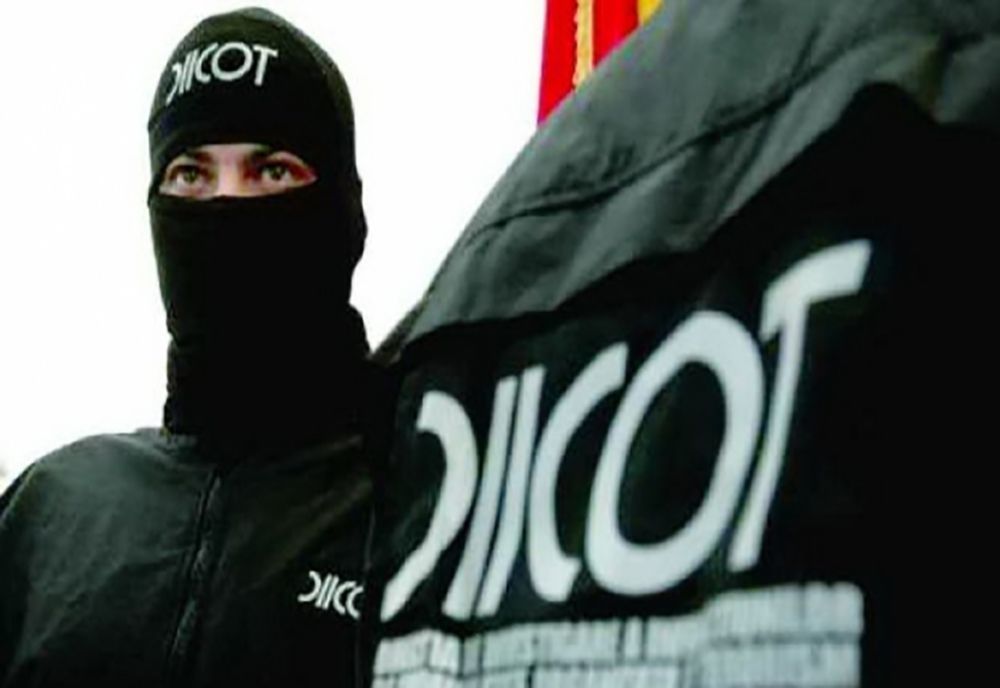 Proxeneți trimiși în judecată.  Cum păcăleau tinere românce să se prostitueze