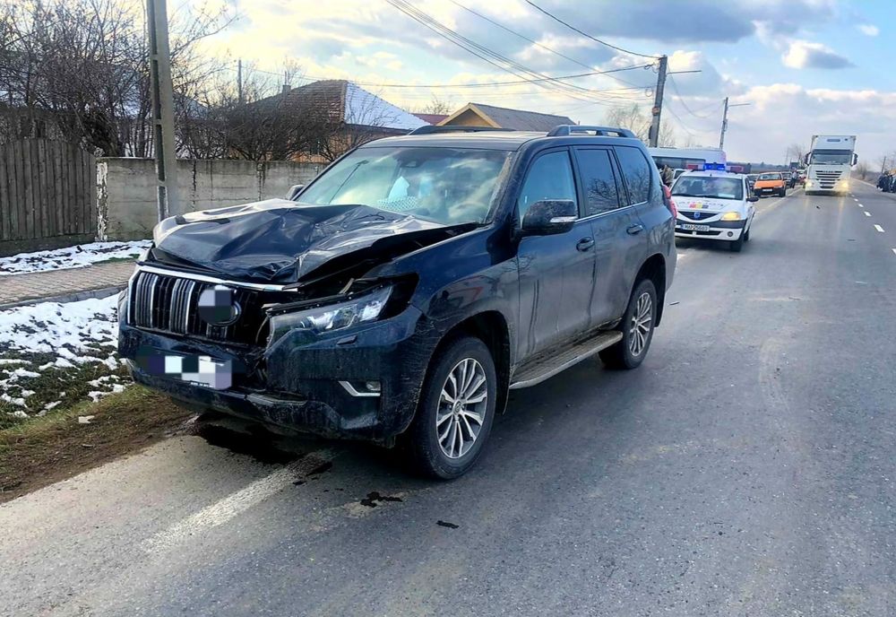 FOTO| Tânără însărcinată spulberată de o mașină. Intervine elicopterul SMURD