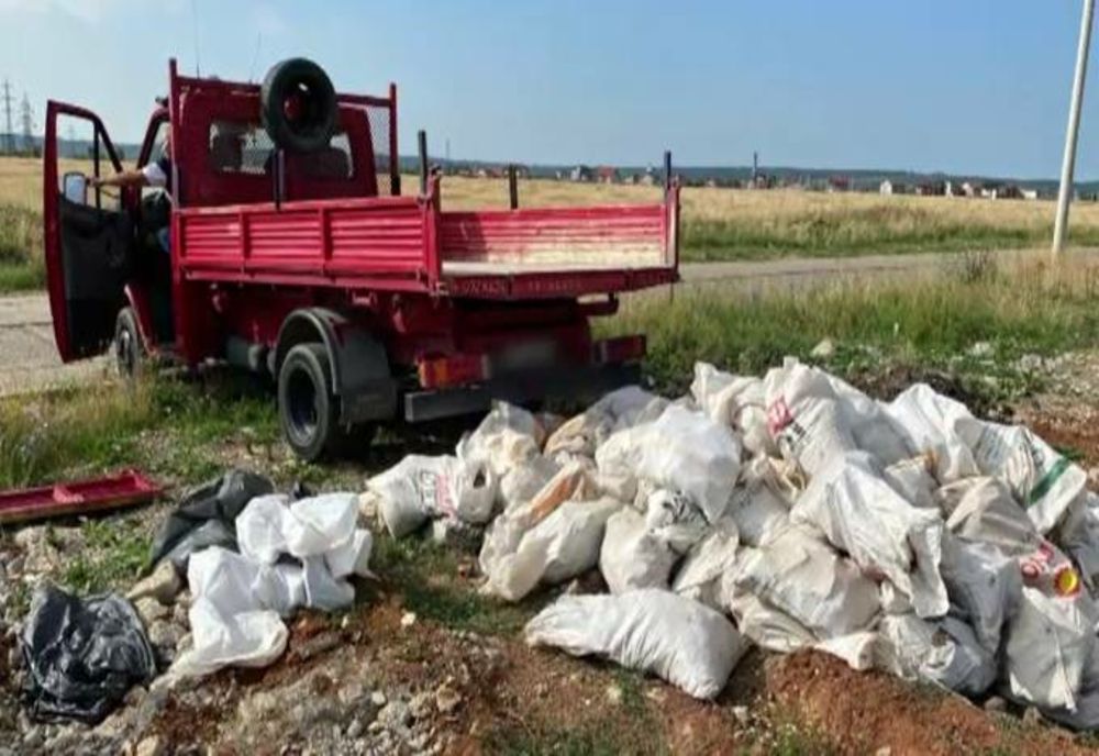 Amenzi de 30.000 lei și confiscarea mașinii pentru cei care aruncă deșeurile la întâmplare