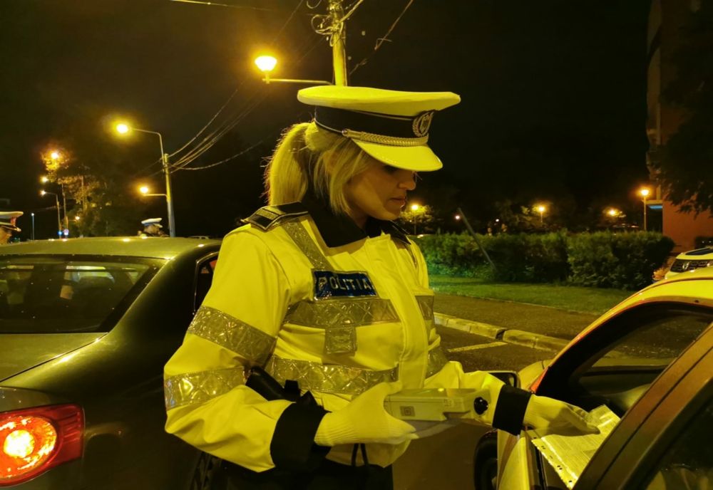 Poliţiștii rutieri au dat amenzi pe bandă rulantă la Mangalia