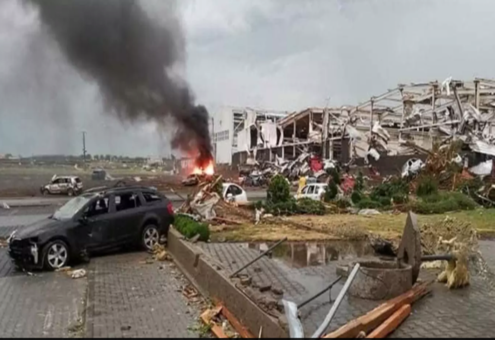 VIDEO - Tornadă devastatoare în Cehia