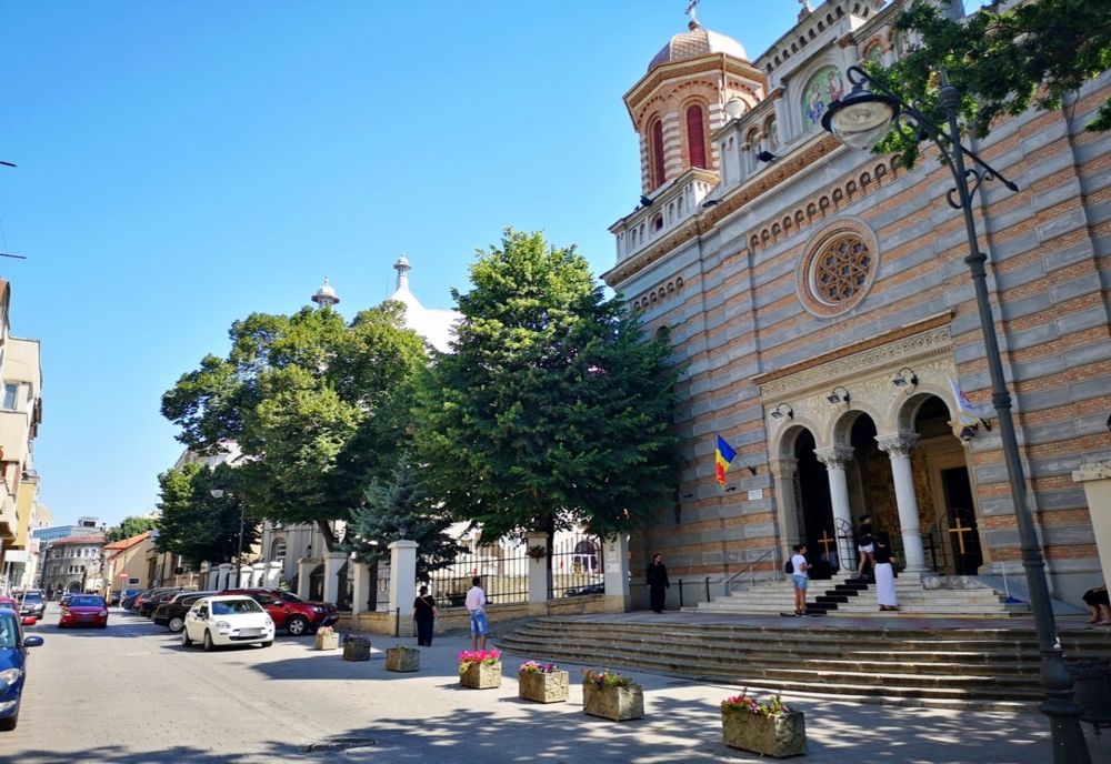 Restricții de trafic în zona peninsulară