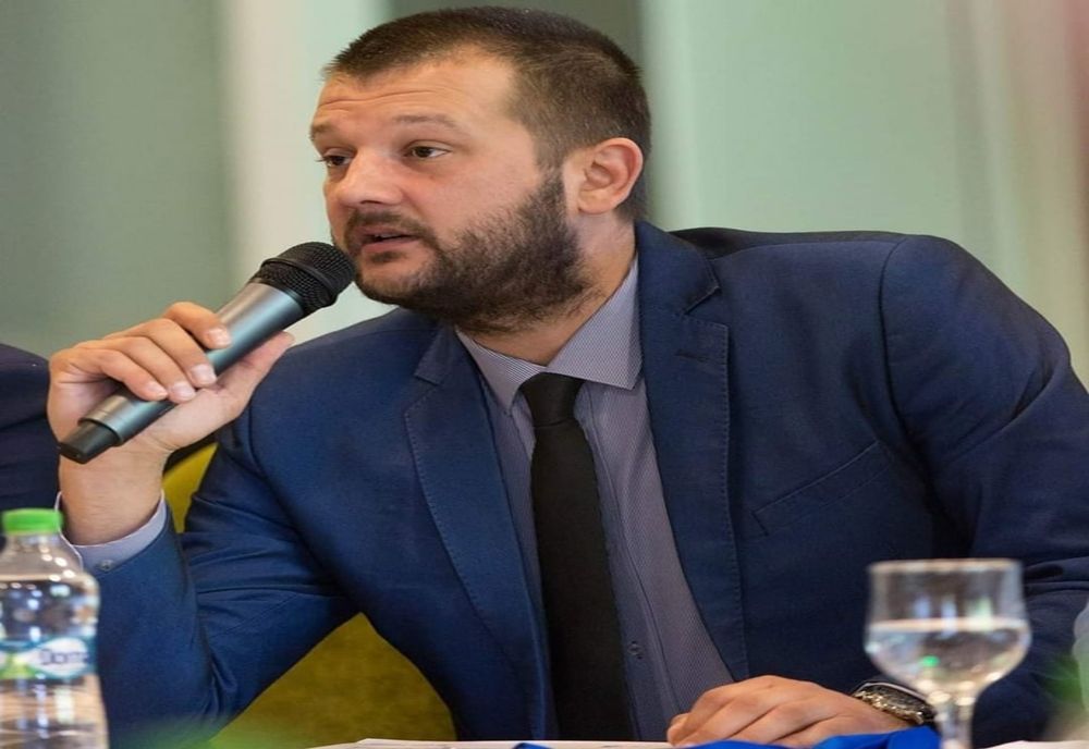 Încă un liberal a demisionat din grupul deputaţilor PNL. Bogdan Bola: ".Nici cei mai pesimiști dintre noi nu puteau anticipa situația către care se va îndrepta actuala conducere a PNL."