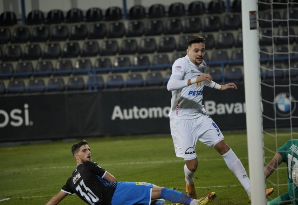 Hagi:"Trebuie să avem continuitate în joc, în rezultate." Farul întrerupe seria de victorii a Universității Craiova